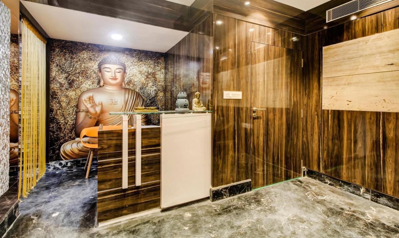 Treebo Premium Tahoora International Hotell Calcutta Exteriör bild